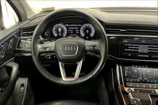 2023 Audi Q7 55 Premium Plus