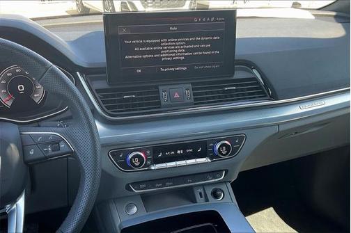 2024 Audi Q5 45 S line Premium Plus