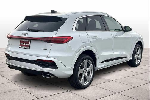 2025 Audi Q5 Premium Plus TFSI quattro S tronic