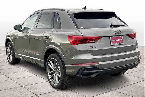 2025 Audi Q3 Premium 45 TFSI S line quattro Tiptronic