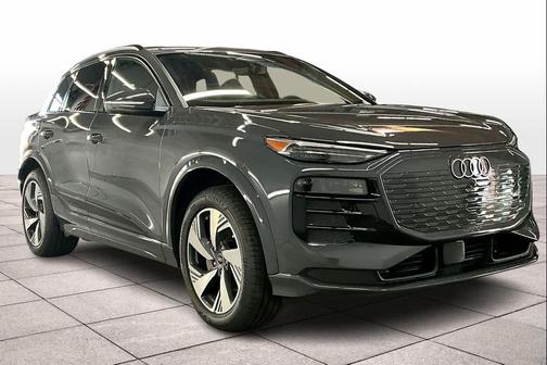 2025 Audi Q6 e-tron Premium Plus quattro