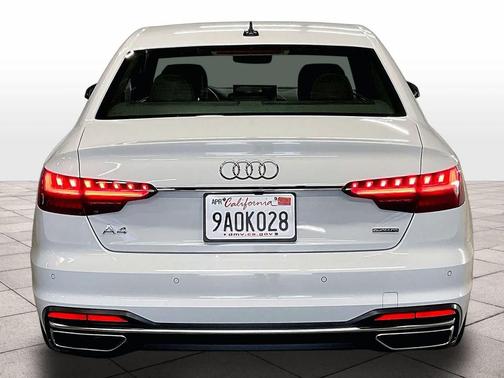 2022 Audi A4 45 S line Premium Plus