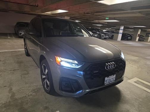 Chronos Gray Metallic 2023 Audi Q5 45 S line Premium Plus
