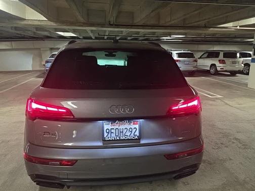 Chronos Gray Metallic 2023 Audi Q5 45 S line Premium Plus