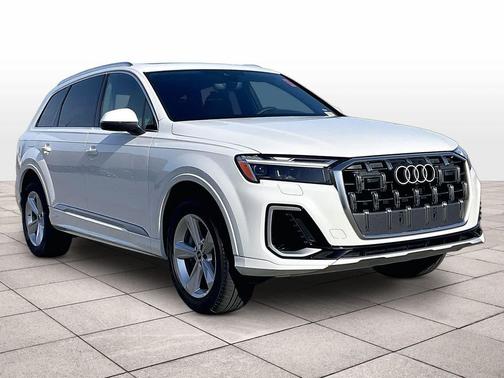 2026 Audi Q7 45 Premium