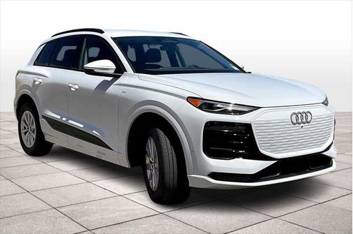 2025 Audi Q6 e-tron Premium