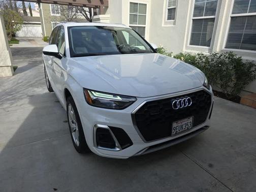 2023 Audi Q5 45 S line Premium Plus