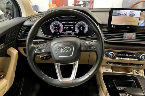 2022 Audi Q5 45 S line Premium Plus