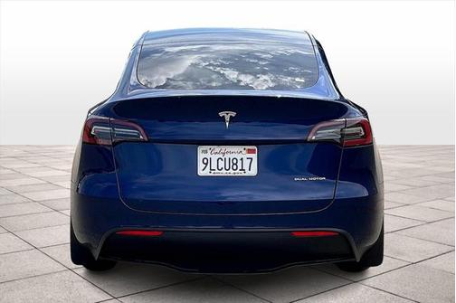 2024 Tesla Model Y Long Range Dual Motor All-Wheel Drive