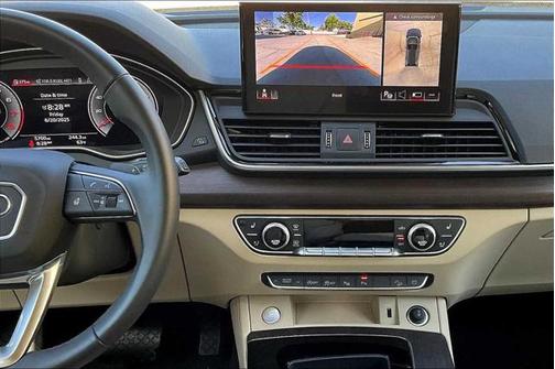 2025 Audi Q5 45 S line Prestige