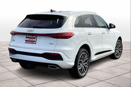 2025 Audi Q5 Premium Plus TFSI quattro S tronic