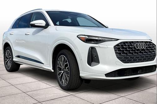 2025 Audi Q5 Premium Plus TFSI quattro S tronic