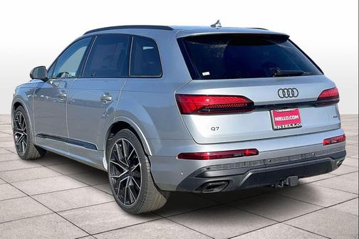 2025 Audi Q7 55 Premium Plus