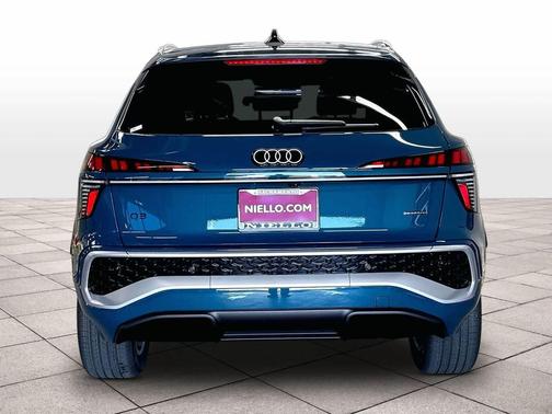 MALPELO BLUE 2026 Audi Q3 TFSI quattro S tronic