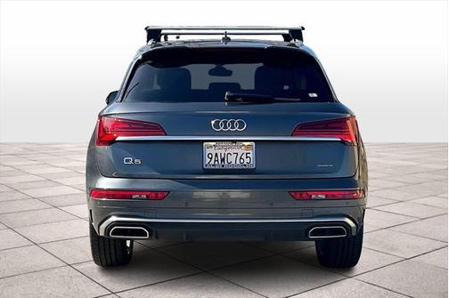 2022 Audi Q5 45 S line Premium Plus