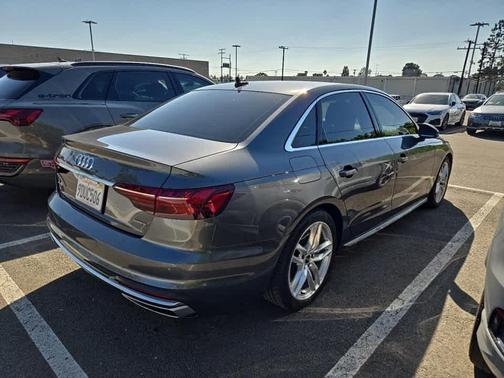 2023 Audi A4 45 S line Premium Plus