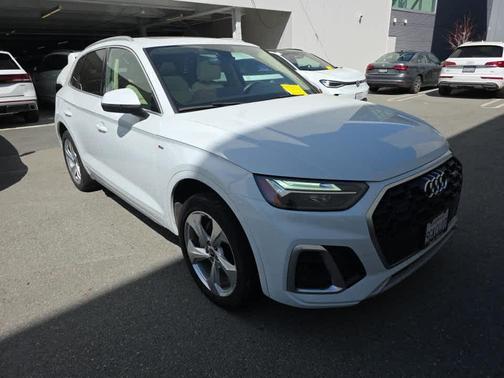 2023 Audi Q5 45 S line Premium Plus