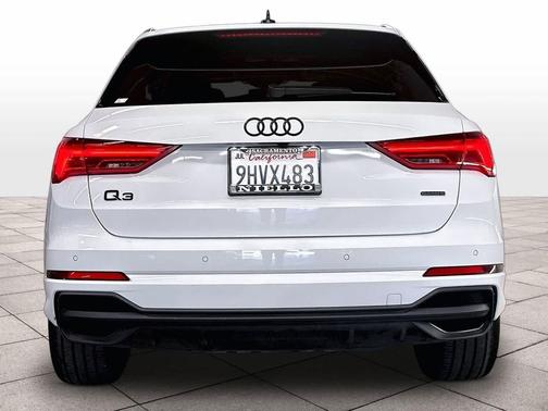 Glacier White Metallic 2023 Audi Q3 45 S line Premium Plus