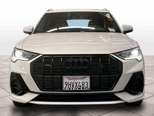 Glacier White Metallic 2023 Audi Q3 45 S line Premium Plus