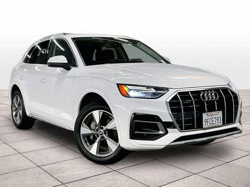 2023 Audi Q5 40 Premium