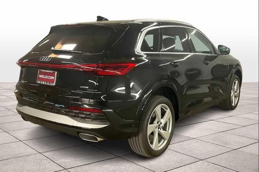2025 Audi Q5 Premium Plus
