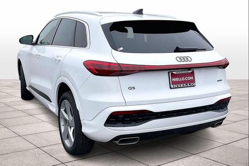 2025 Audi Q5 Premium Plus TFSI quattro S tronic