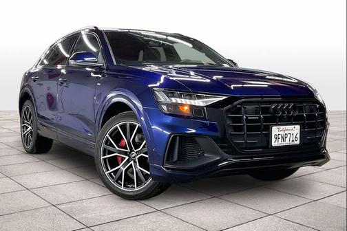 2023 Audi Q8 55 Premium Plus