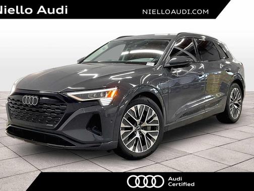 2024 Audi Q8 e-tron Premium Plus