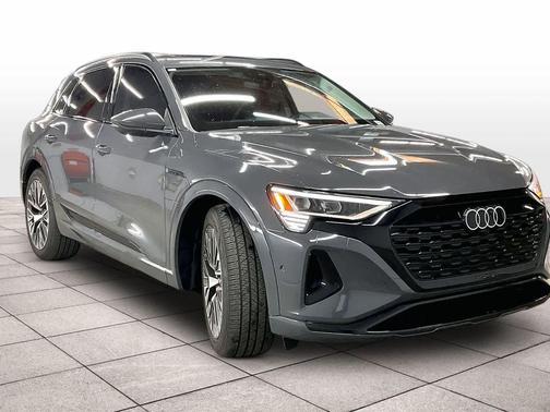 2024 Audi Q8 e-tron Premium Plus