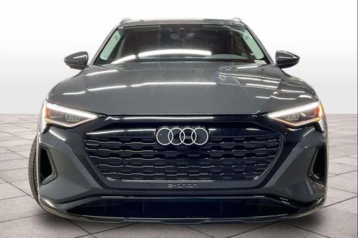 2024 Audi Q8 e-tron Premium Plus