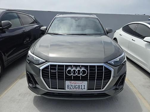 2022 Audi Q3 45 S line Premium
