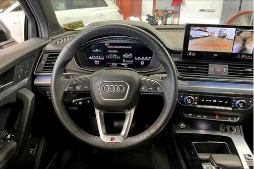2025 Audi Q5 45 S line Premium Plus