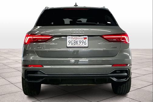 2023 Audi Q3 Premium 45 TFSI S line quattro Tiptronic