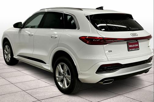 2025 Audi Q5 Premium TFSI quattro S tronic