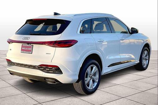 2025 Audi Q5 Premium TFSI quattro S tronic