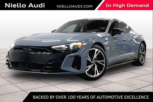 2022 Audi e-tron GT Prestige