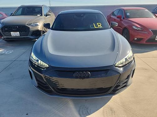 2022 Audi e-tron GT Prestige