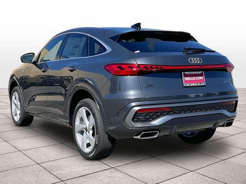 TAMBORA GRAY 2026 Audi Q5 Sportback Premium Plus TFSI quattro S tronic