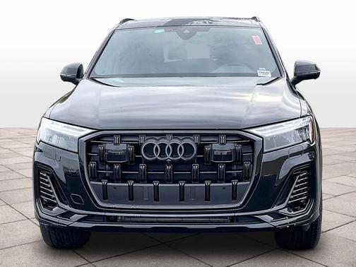 2026 Audi Q7 45 Premium