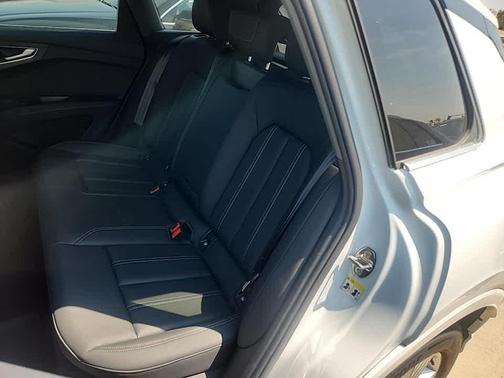 2023 Audi Q4 e-tron Premium Plus 50 quattro