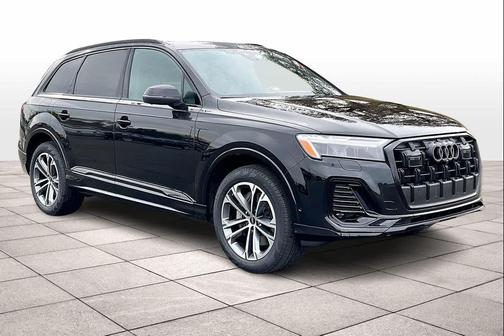 2026 Audi Q7 45 Premium