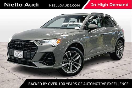 2025 Audi Q3 Premium 45 TFSI S line quattro Tiptronic