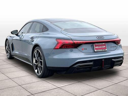 2026 Audi RS e-tron GT quattro