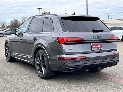 2026 Audi Q7 55 Premium Plus