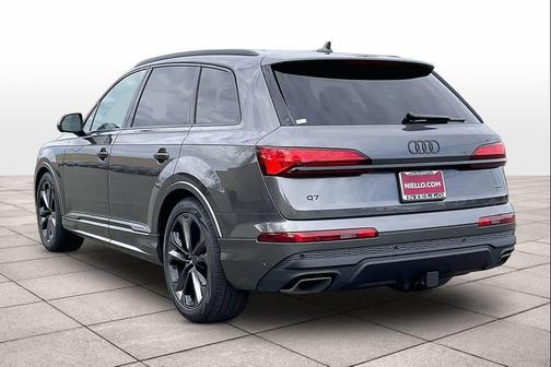 2026 Audi Q7 55 Premium Plus