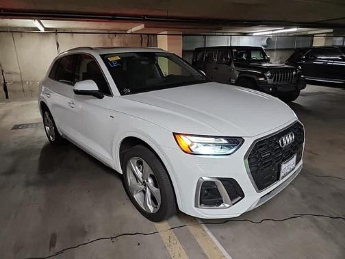 2023 Audi Q5 45 S line Premium Plus