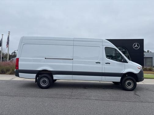 2024 Mercedes-Benz Sprinter 2500 4MATIC