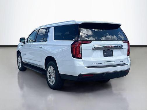 2024 GMC Yukon XL SLT