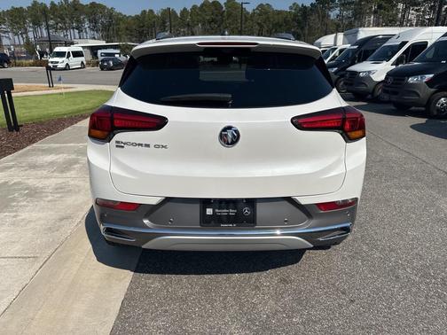2022 Buick Encore GX Essence