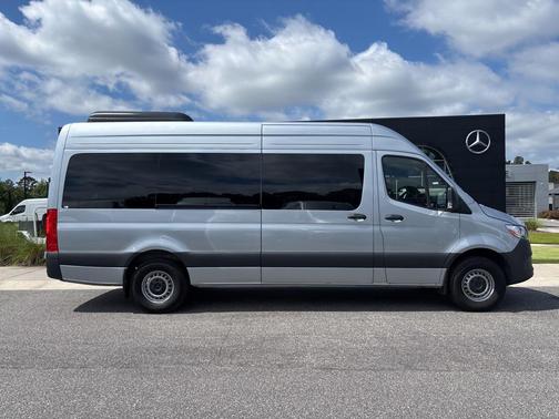 2025 Mercedes-Benz Sprinter 2500 High Roof